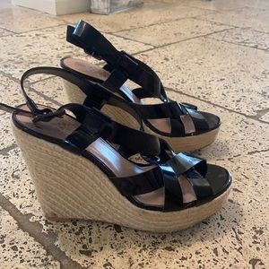 Vince Camuto wedges size 8